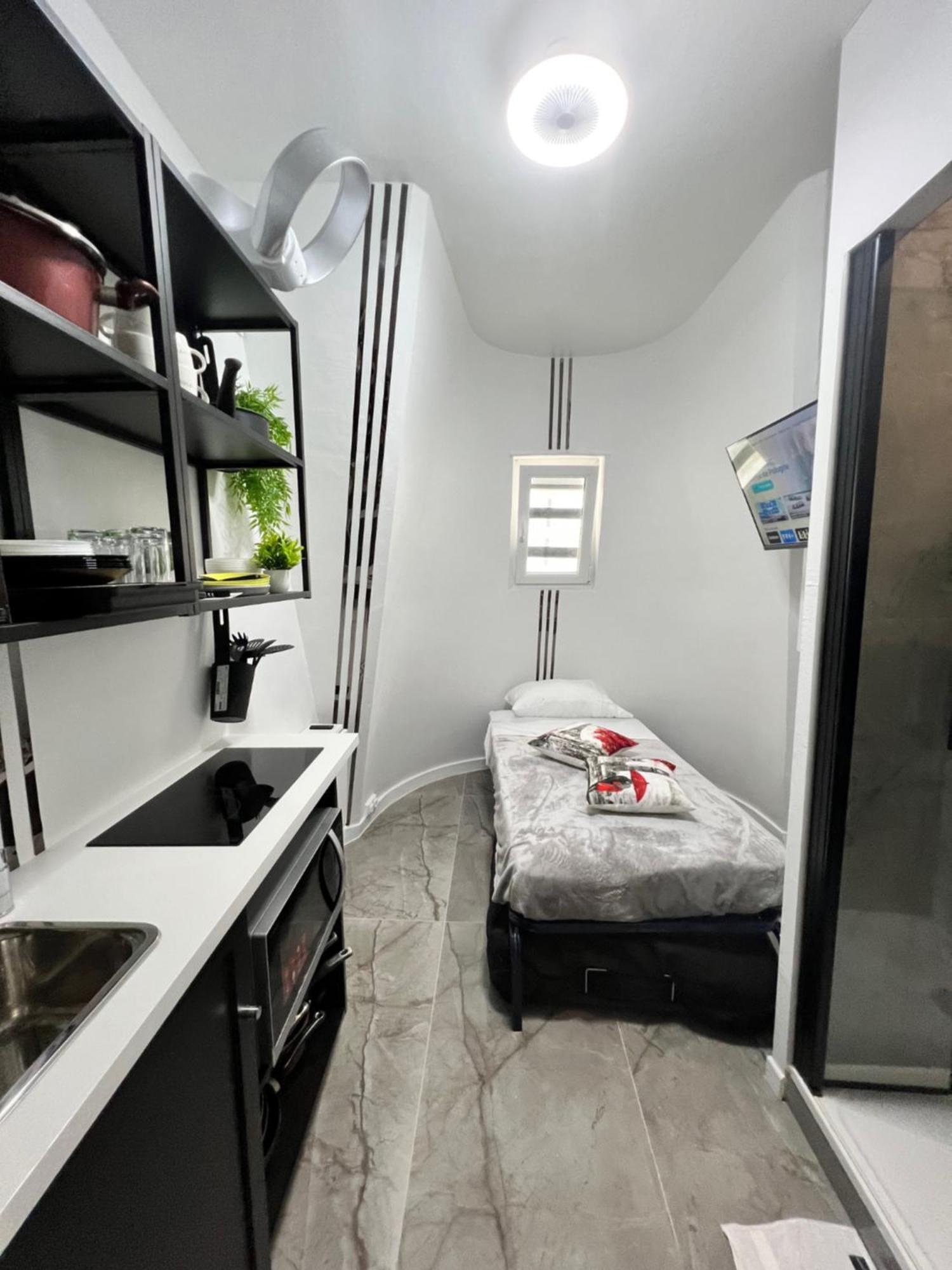 Apartment Bastille Bercy Gare De Lyon Climatisee 9m2 Ideal 1 Pers ,max 2 Pers