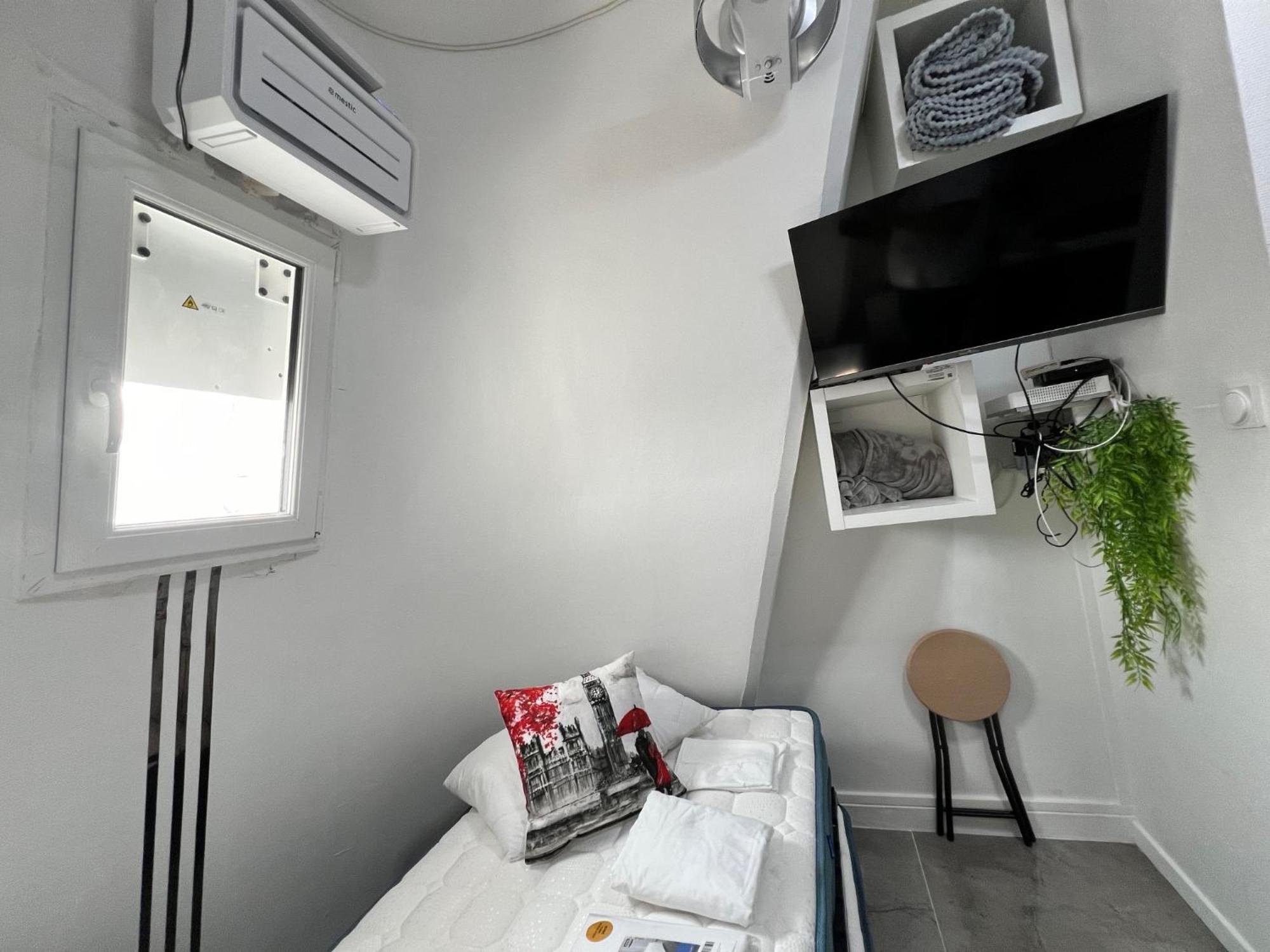 Bastille Bercy Gare De Lyon Climatisee 9m2 Ideal 1 Pers ,max 2 Pers Apartment *